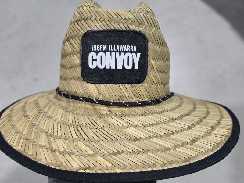 Wide brim straw hat
